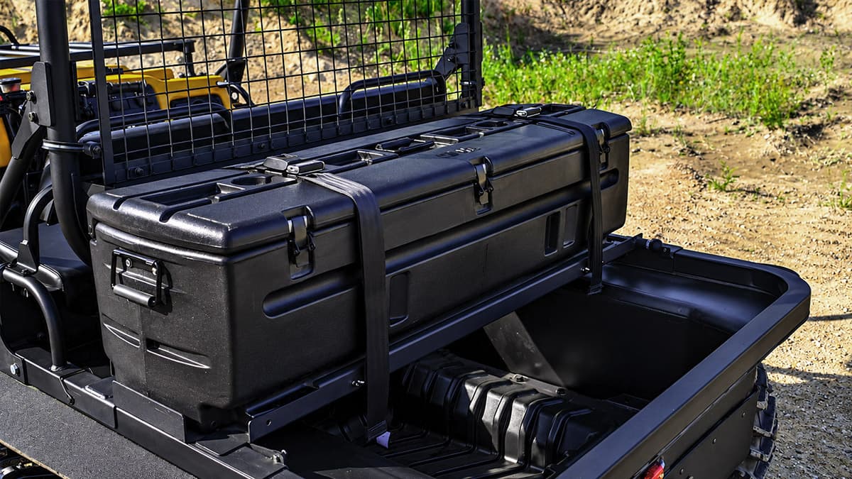 REAR-MOUNTED TOOLBOX