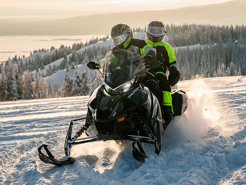 083153_Touring_CategoryTeaser_0